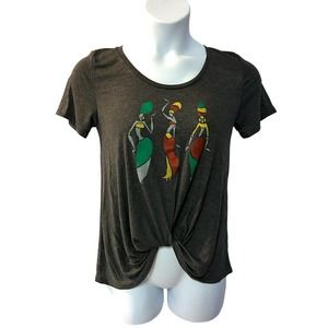 Artisans African Woman Print Gray Twist Front T-shirt Short Sleeve Casual Top